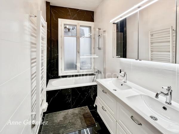 A vendre quartier Dauphine, superbe Maison Bourgeoise cinq chambres, jardin clos et arboré de 570m2 avec piscine récente