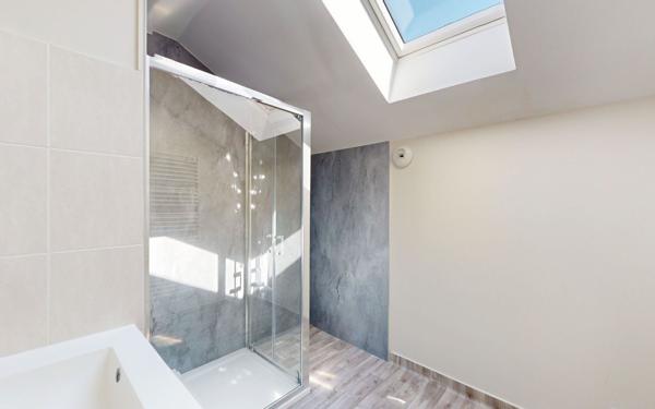 Appartement à louer    5 pièces • 111,70 m2 Savonnières-devant-Bar