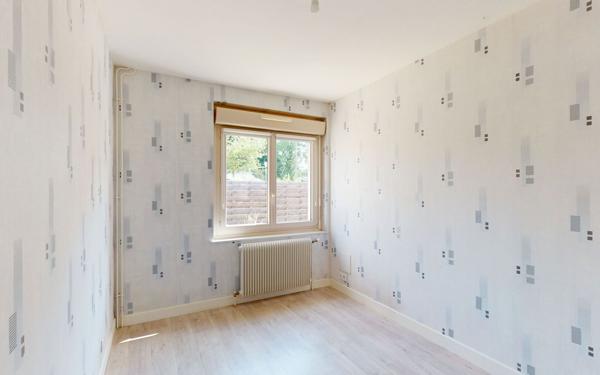 Appartement à louer    5 pièces • 111,70 m2 Savonnières-devant-Bar