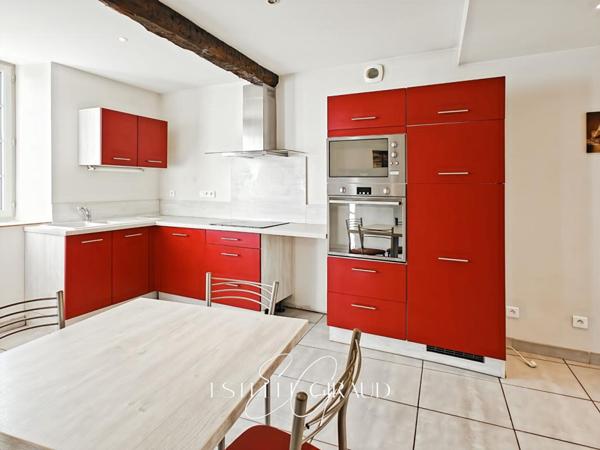 Maison de  village rénovée, lumineuse,  4 chambres