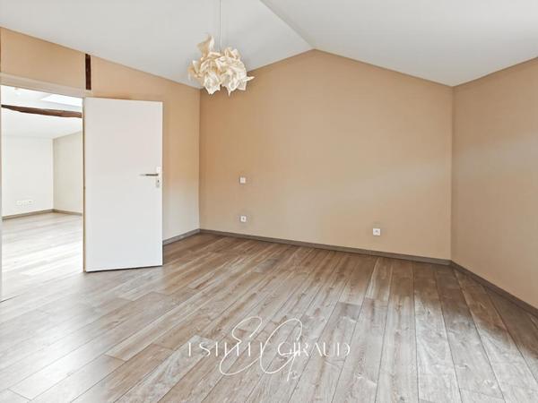 Maison de  village rénovée, lumineuse,  4 chambres