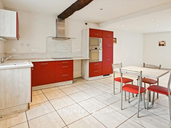 Maison de  village rénovée, lumineuse,  4 chambres