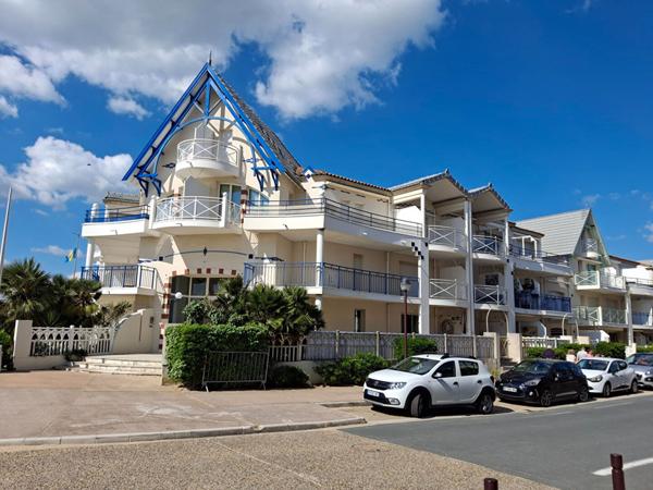 17340 CHATELAILLON PLAGE Appartement proche et vue mer