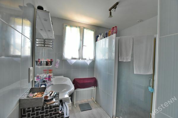 Maison familiale idéalement située, proche de toutes les commodités