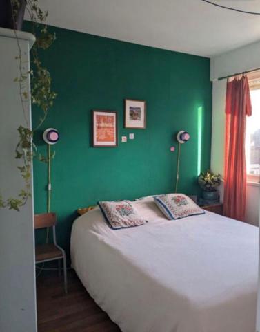 Duplex de charme - 4 chambres - Garage et jardin -