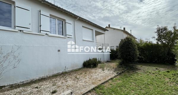 Location Maison 4 pièces 68.3 m² - Niort 79000