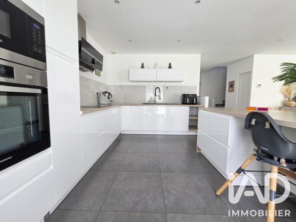 Maison à vendre 6 pièces 146 m² Saleilles