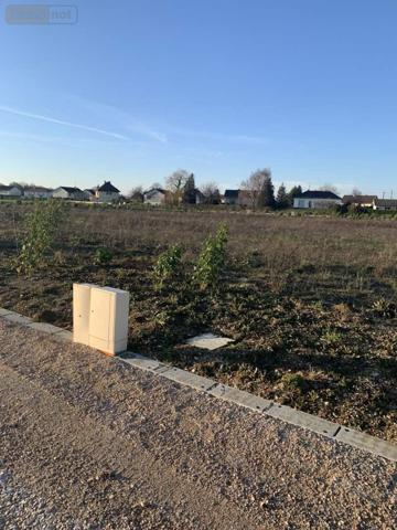 Terrain à Batir à vendre à Rouvres-en-Plaine en Côte-d'Or (21110), ref : 078/1013