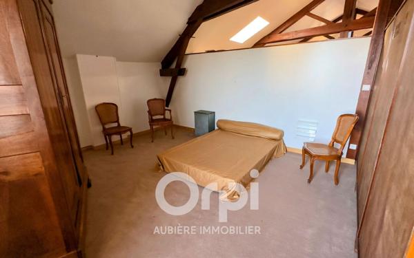 Maison à vendre    6 pièces •  Lezoux