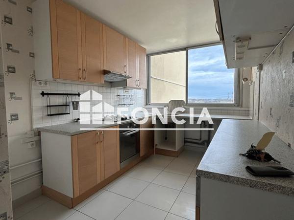 Location Appartement 4 pièces 82.25 m² - 21 RUE NATIONALE Massy 91300