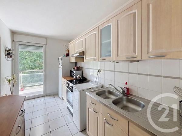 Appartement T3 à vendre  3 pièces - 64,43 m 2   RENNES  - 35