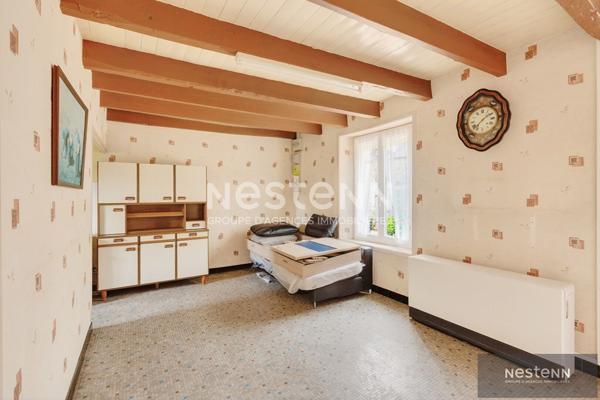 A vendre Maison en pierre avec beau potentiel à Yffiniac!!!