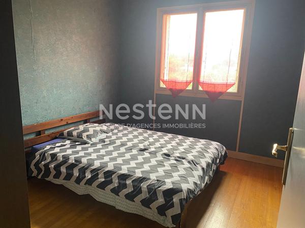 Nestenn Igny, maison familiale dans le quartier Gommonvilliers proche commerces de Place de la Ferme et des axes routiers A6/A10/N118/A86, RER C/V /B et du plateau de Saclay et Vélizy Ecole Jules Ferry ,collège Emile Zola, Lycée international