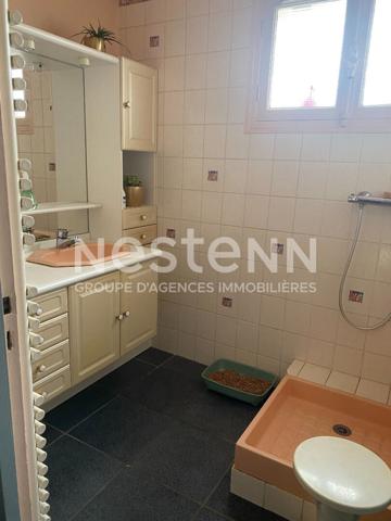 Nestenn Igny, maison familiale dans le quartier Gommonvilliers proche commerces de Place de la Ferme et des axes routiers A6/A10/N118/A86, RER C/V /B et du plateau de Saclay et Vélizy Ecole Jules Ferry ,collège Emile Zola, Lycée international