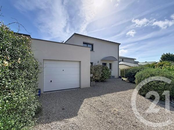 Maison à vendre  5 pièces - 118,97 m 2   PLOEREN  - 56