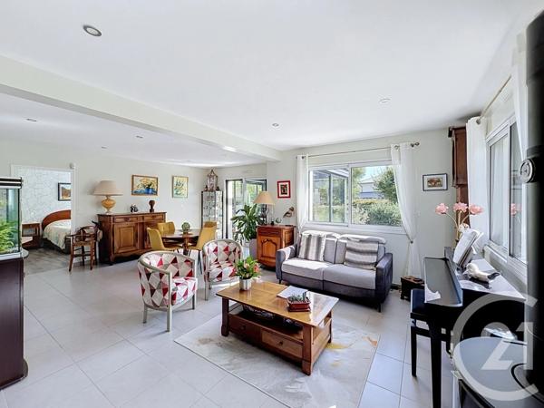 Maison à vendre  5 pièces - 118,97 m 2   PLOEREN  - 56