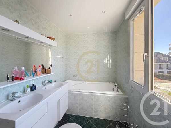 Maison à vendre  7 pièces - 172 m2 NANTERRE - 92