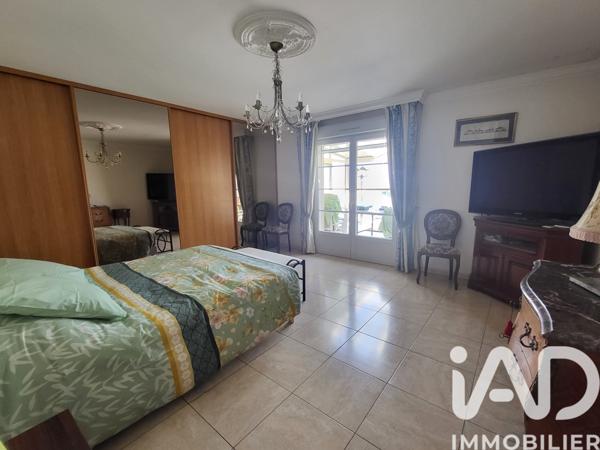 Maison à vendre 9 pièces 353 m² Vallères