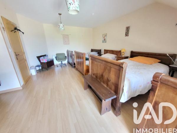 Maison à vendre 9 pièces 353 m² Vallères