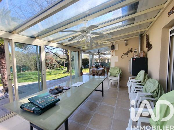 Maison à vendre 9 pièces 353 m² Vallères