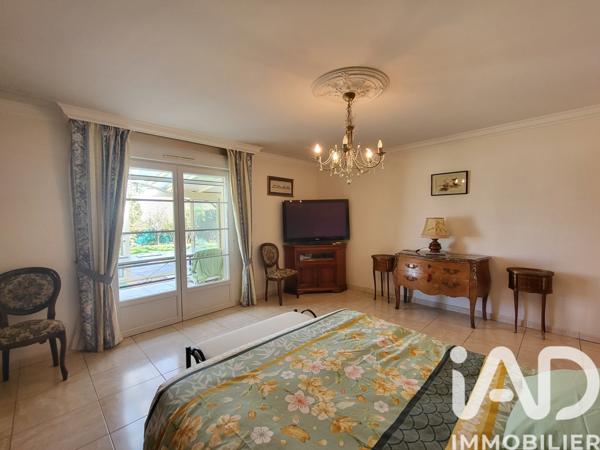 Maison à vendre 9 pièces 353 m² Vallères