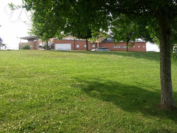 TERRAIN A BATIR AUFFAY