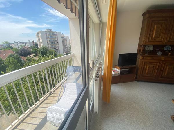 Appartement Dijon 4 pièce(s) 77m2 + loggias + 2 caves +place de parking