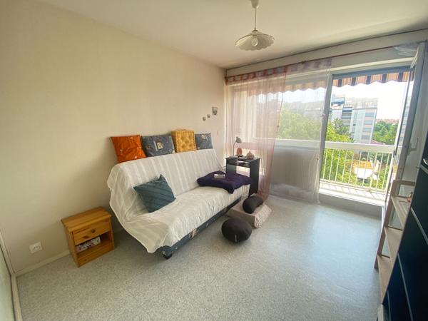 Appartement Dijon 4 pièce(s) 77m2 + loggias + 2 caves +place de parking
