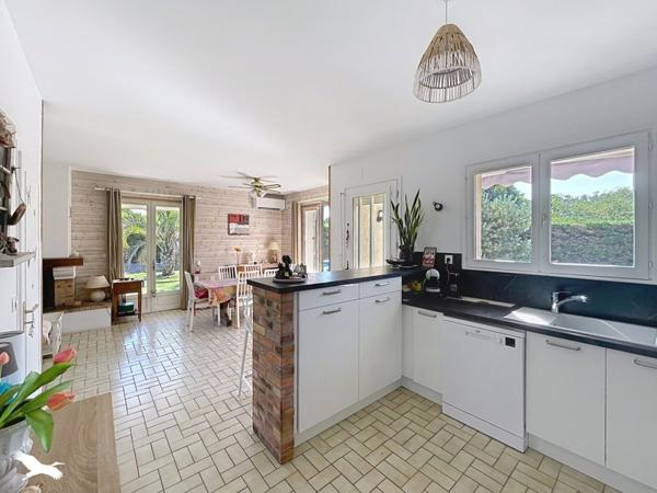Maison 355 000 € Azur 4 p 83 m² DPE D