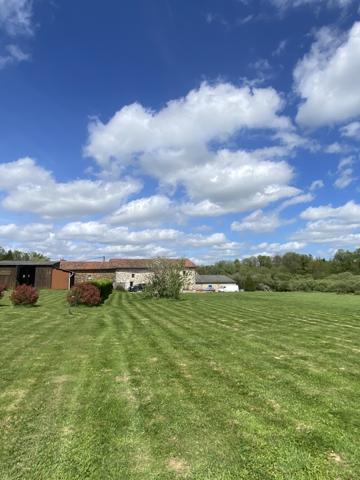 Maison à vendre à Rochechouart (87600) - Haute-Vienne