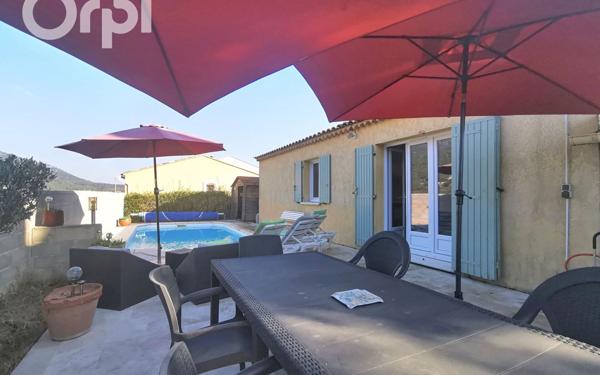 Maison à vendre    5 pièces •  Signes