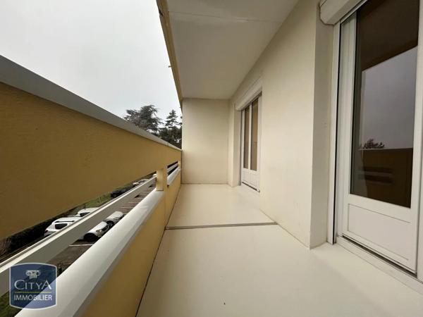 Appartement à louer 1 pièce 26.02m² Saint-Étienne (42000)