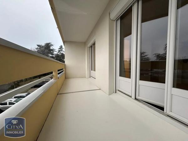 Appartement à louer 1 pièce 26.02m² Saint-Étienne (42000)