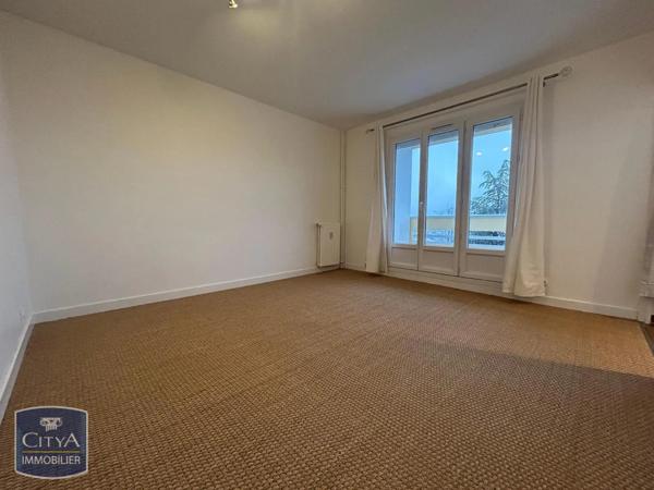 Appartement à louer 1 pièce 26.02m² Saint-Étienne (42000)