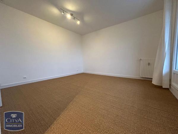 Appartement à louer 1 pièce 26.02m² Saint-Étienne (42000)
