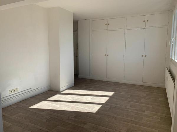 Appartement à louer    1 pièce • 30 m2 Beauvais