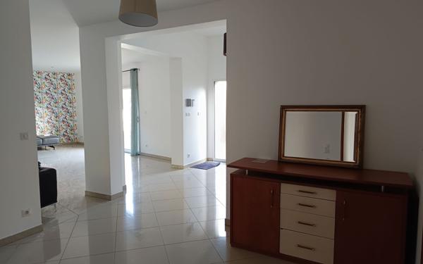 Maison à vendre    5 pièces •  La Chaussée-Saint-Victor