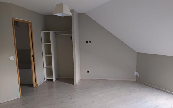 Maison à vendre    5 pièces •  La Chaussée-Saint-Victor