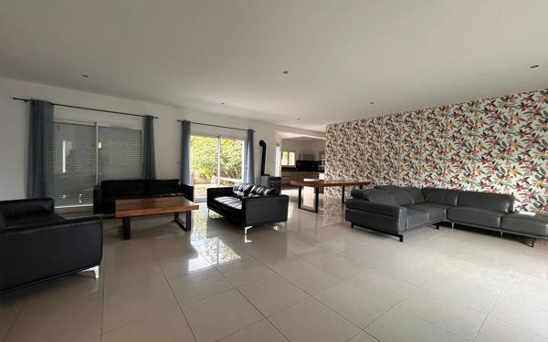 Maison à vendre    5 pièces •  La Chaussée-Saint-Victor