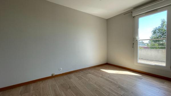A LOUER - Appartement vide 3 pièces à La Rochelle Ville en Bois