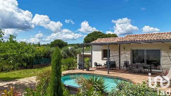 Maison 4 pièces de 95 m² à Castillon-du-Gard (30210)