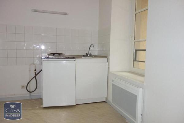 Appartement à louer 5 pièces 133.7m²