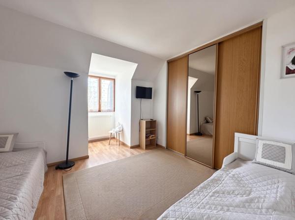 Maison 6 pièces - 140 m² Exclusivité efficity