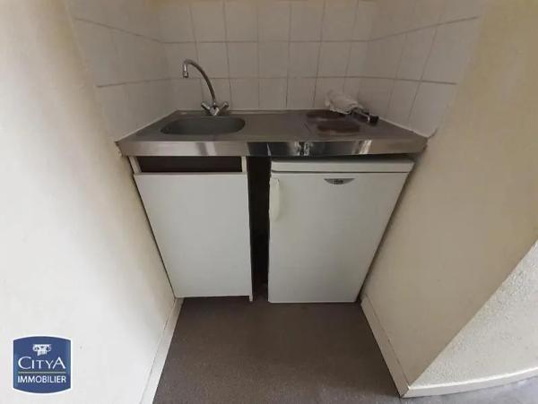 Appartement à louer 1 pièce 12.67m² Poitiers (86000)