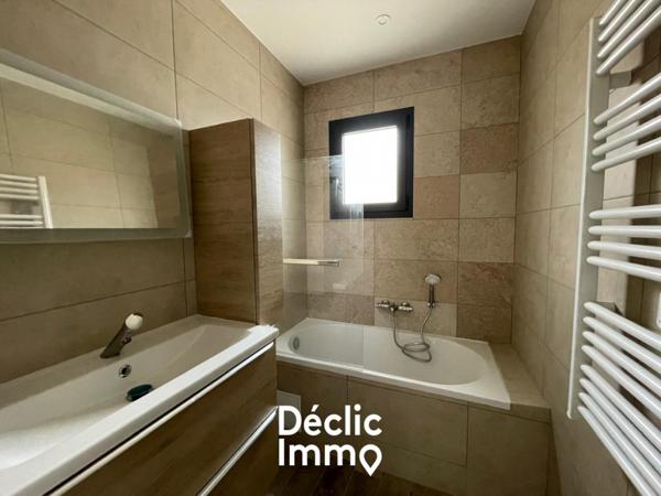 Vente maison Vergeze, 105m² 5 pièces 399 000€ avec piscine