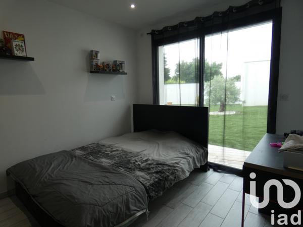 Maison à vendre 8 pièces 198 m² Magné