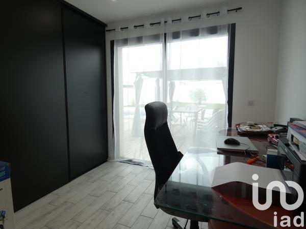 Maison à vendre 8 pièces 198 m² Magné