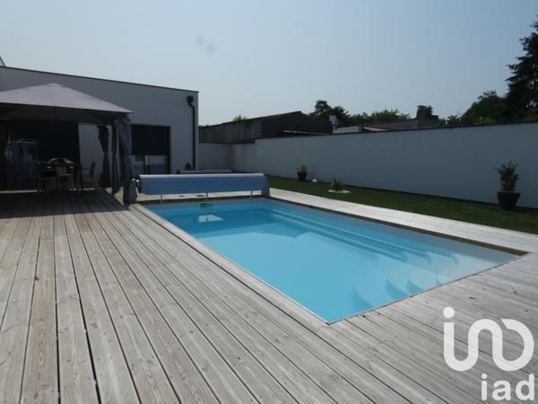 Maison à vendre 8 pièces 198 m² Magné