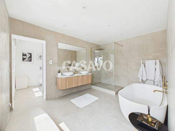 Vente Maison 7 pièces de 257m² - 94200 Ivry-sur-Seine