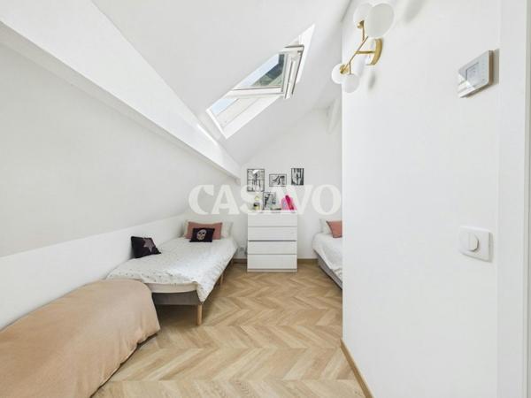 Vente Maison 7 pièces de 257m² - 94200 Ivry-sur-Seine